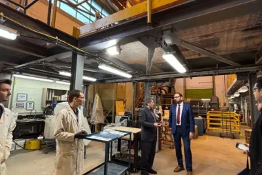 Minister Brar and Prof Pawlik at the CMP lab