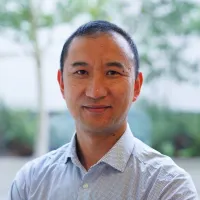 Libin Tong portrait